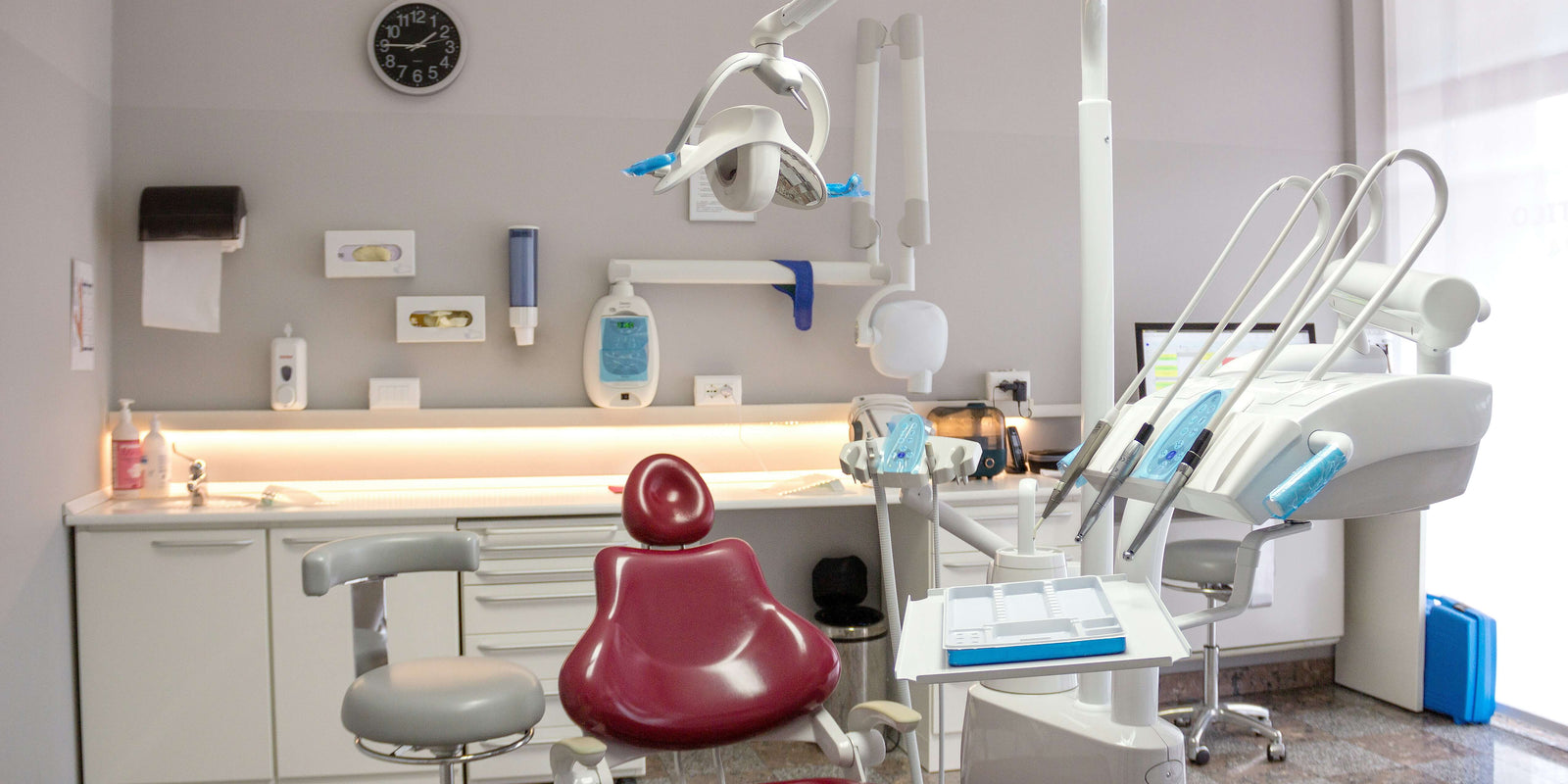 Escáner intraoral vs. impresiones convencionales: ¿cuál conviene más a tu clínica?