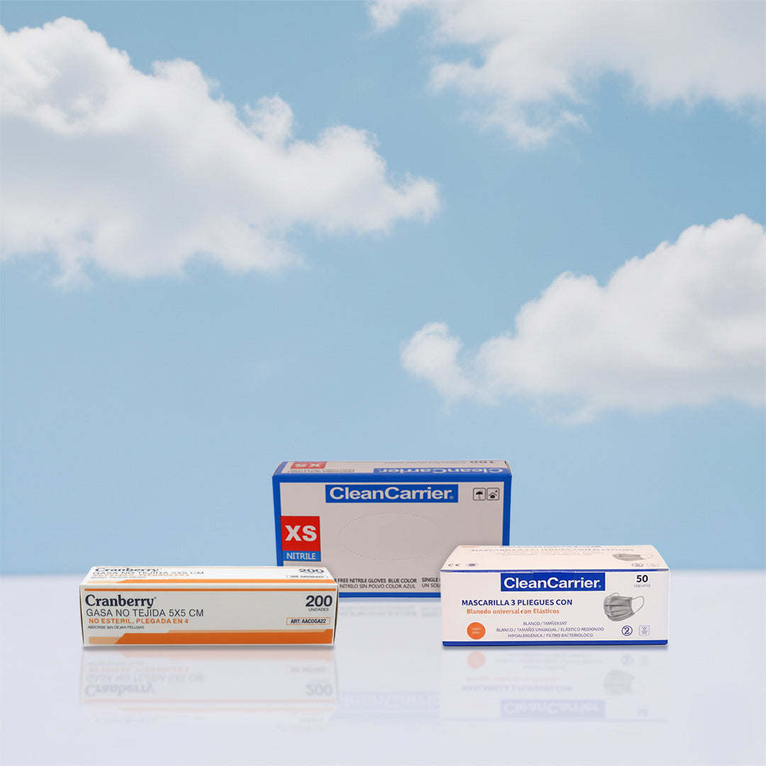 Kit de Desechables | Caja Mascarillas 50 Unidades Clean Carrier + Guantes de Nitrilo Celestes Clean Carrier + Gasas 5x5 Cranberry 200 Unidades